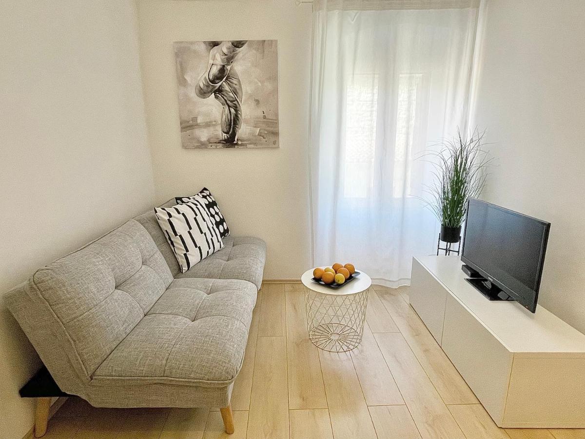 Apartments Antons Pula Zewnętrze zdjęcie